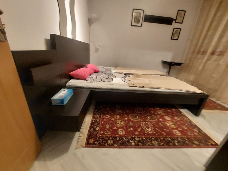 Drumul Taberei, P-ta Moghioros, et. 1, langa parc si metrou